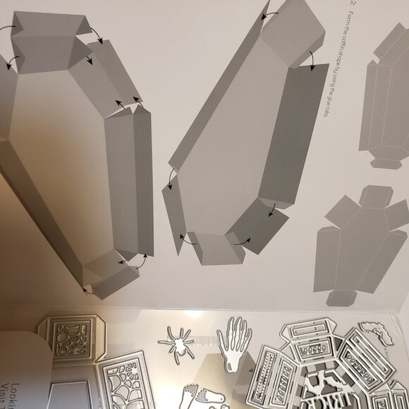 Brand new Tonic  Studioes Spooky Coffin Treat Box - Picture 4 of 4